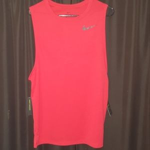 Nike Dry Fit Tank (Size M). 🏋🏾‍♂️